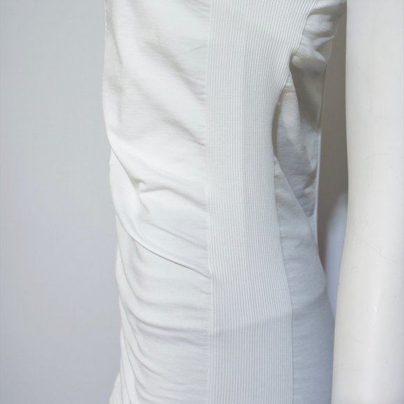 Athleta Up-Tempo Tank NWT - Picture 6 of 8